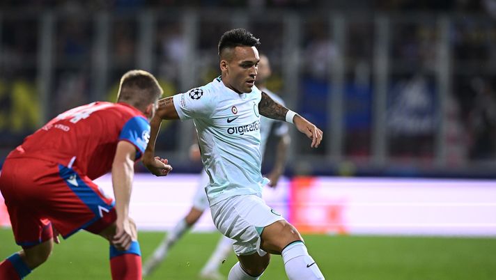 PLZEN, CZECH REPUBLIC - SEPTEMBER 13: Lautaro Martinez of FC Internazionale in action during the UEFA Champions League group C match between Viktoria Plzen and FC Internazionale at Doosan Arena on September 13, 2022 in Plzen, Czech Republic. (Photo by Mattia Ozbot - Inter/Inter via Getty Images) CHAMPIONS LEAGUE INTER E BAYERN