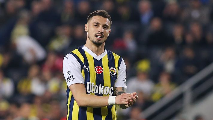 Fenerbahce Rade Krunic - ex Milan