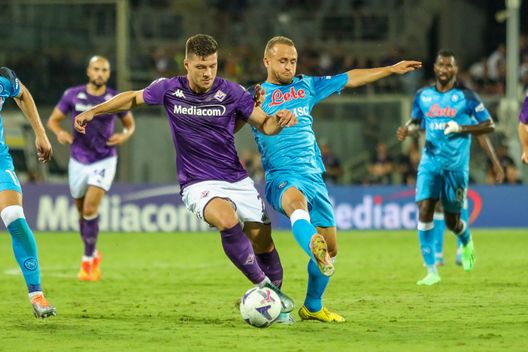 GERMOGLI PH: 28 AGOSTO 2022 FIRENZE STADIO ARTEMIO FRANCHI SERIE A FIORENTINA VS NAPOLI NELLA FOTO JOVIC Bojinov: “Jovic come Dusan, stessa pasta. Non vai a Madrid perché sei bello”- immagine 2