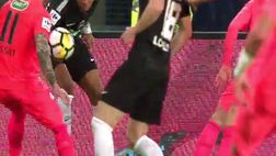 VIDEO / Psg, Mbappé umilia il suo avversario: il dribbling sullo stretto è da urlo