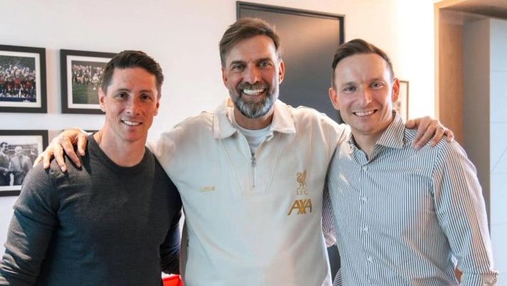 Il Liverpool ha ricevuto un ospite speciale in allenamento…su invito di Klopp - immagine 1