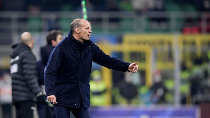 MILAN, ITALY - JANUARY 12: Head coach of Juventus Massimiliano Allegri gives his team instructions during the italian SuperCup match between FC Internazionale and Juventus at Stadio Giuseppe Meazza on January 12, 2022 in Milan, Italy. (Photo by Daniele Badolato - Juventus FC/Juventus FC via Getty Images) CAPU…T DERBY – Caro Max, tutto qui? - immagine 1