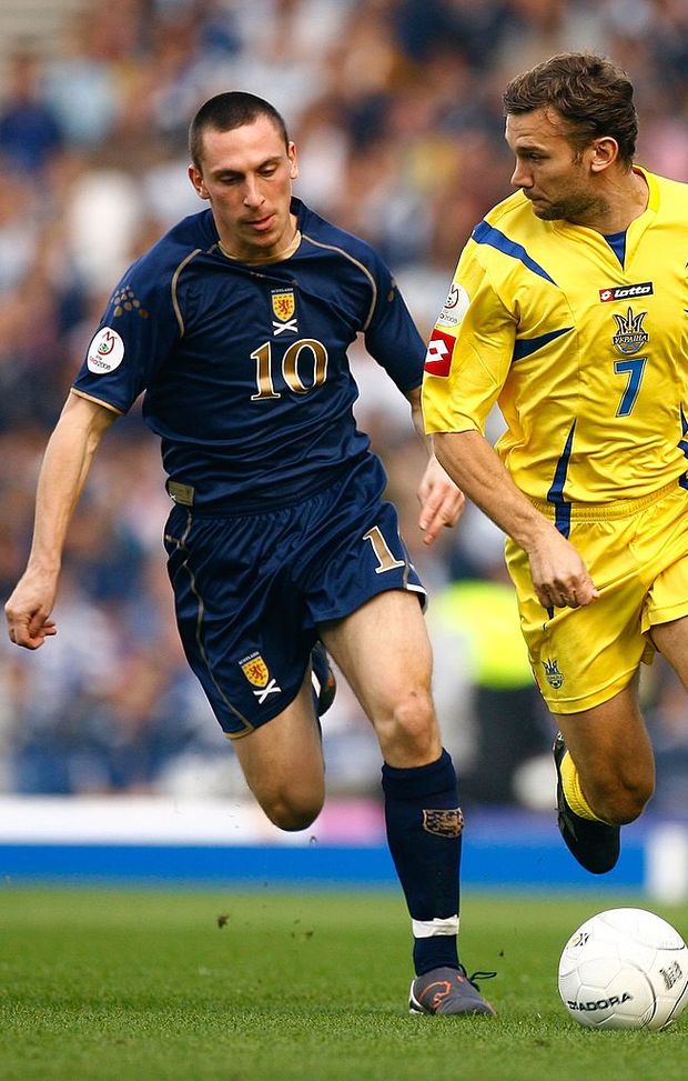 GLASGOW, UNITED KINGDOM - OCTOBER 13: Scott Brown of Scotland tackles Andriy Shevchenko of Ukraine during the Euro 2008 Group B qualifying match between Scotland and Ukraine at Hampden Park on October 13, 2007 in Glasgow, Scotland (Photo by Jeff J Mitchell/Getty Images) GLASGOW, UNITED KINGDOM - OCTOBER 13: Scott Brown of Scotland tackles Andriy Shevchenko of Ukraine during the Euro 2008 Group B qualifying match between Scotland and Ukraine at Hampden Park on October 13, 2007 in Glasgow, Scotland (Photo by Jeff J Mitchell/Getty Images)