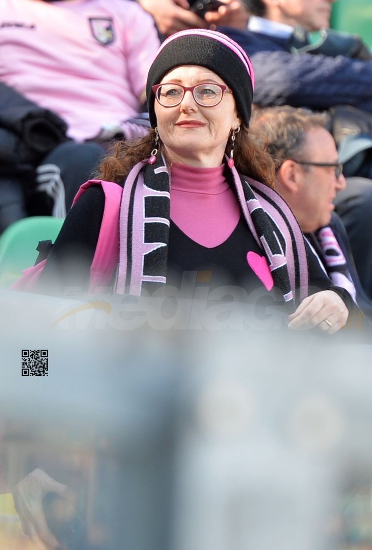 FOTOTIFO Palermo-Como 3-0, gli scatti ai tifosi al “Renzo Barbera” (GALLERY) - immagine 64