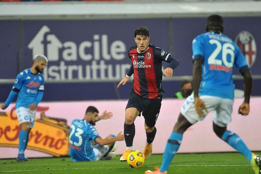 BOLOGNA, ITALY - NOVEMBER 08: Riccardo Orsolini of Bologna FC in action during the Serie A match between Bologna FC and SSC Napoli at Stadio Renato Dall'Ara on November 08, 2020 in Bologna, Italy. (Photo by Mario Carlini / Iguana Press/Getty Images) BOLOGNA, ITALY - NOVEMBER 08: Riccardo Orsolini of Bologna FC in action during the Serie A match between Bologna FC and SSC Napoli at Stadio Renato Dall'Ara on November 08, 2020 in Bologna, Italy. (Photo by Mario Carlini / Iguana Press/Getty Images)