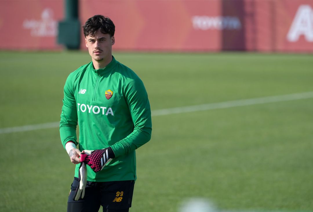 Trigoria, l’allenamento dei giallorossi a due giorni da Napoli-Roma – FOTO GALLERY - immagine 12