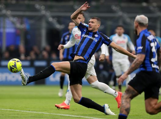 (Photo by Emilio Andreoli - Inter/Inter via Getty Images) VIDEO Inter-Napoli, Dzeko porta in vantaggio i nerazzurri: è 1-0- immagine 2