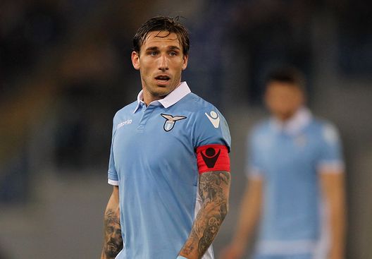  ROME, ITALY - MARCH 13: Lucas Biglia of SS Lazio in action during the Serie A match between SS Lazio and FC Torino at Stadio Olimpico on March 13, 2017 in Rome, Italy. (Photo by Paolo Bruno/Getty Images) 
