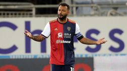 Sky: “Confronto tra il Cagliari e i tifosi: presente anche Giulini, Joao Pedro ha detto…”