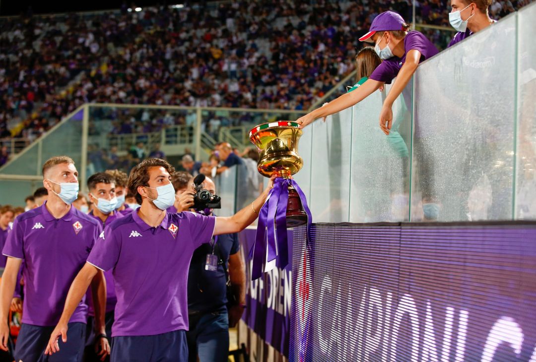  GERMOGLI PH: 28 AGOSTO 2021 FIRENZE STADIO ARTEMIO FRANCHI SERIE A FIORENTINA VS TORINO NELLA FOTO LA FIORENTINA PRIMAVERA SFILA CON LA COPPA 