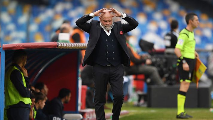 NAPLES, ITALY - JANUARY 14: Serse Cosmi Perugia coach stands disappointed during the Coppa Italia match between SSC Napoli and Perugia on January 14, 2020 in Naples, Italy. (Photo by Francesco Pecoraro/Getty Images) NAPLES, ITALY - JANUARY 14: Serse Cosmi Perugia coach stands disappointed during the Coppa Italia match between SSC Napoli and Perugia on January 14, 2020 in Naples, Italy. (Photo by Francesco Pecoraro/Getty Images)