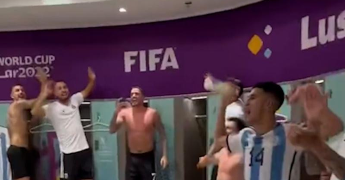 Argentina, che festa negli spogliatoi dopo il 2 0 al Messico! | VIDEO
