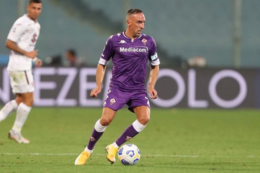 FLORENCE, ITALY - SEPTEMBER 19: Franck Ribery of ACF Fiorentina in action during the Serie A match between ACF Fiorentina and Torino FC at Stadio Artemio Franchi on September 19, 2020 in Florence, Italy. (Photo by Gabriele Maltinti/Getty Images) FLORENCE, ITALY - SEPTEMBER 19: Franck Ribery of ACF Fiorentina in action during the Serie A match between ACF Fiorentina and Torino FC at Stadio Artemio Franchi on September 19, 2020 in Florence, Italy. (Photo by Gabriele Maltinti/Getty Images)