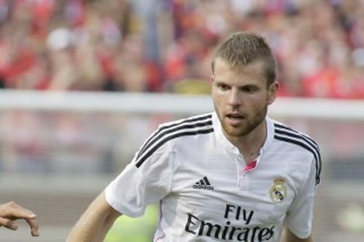 Asier Illaramendi, Real Madrid (fonte foto: www.sport.net) Asier Illaramendi, Real Madrid (fonte foto: www.sport.net)