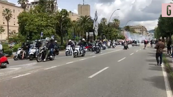 VIDEO Spezia, corteo di scooter accompagna il pullman della squadra dall’hotel allo stadio: le immagini