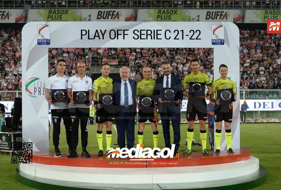 FOTO Palermo in Serie B, i festeggiamenti dei rosanero al Renzo Barbera (Gallery) - immagine 57