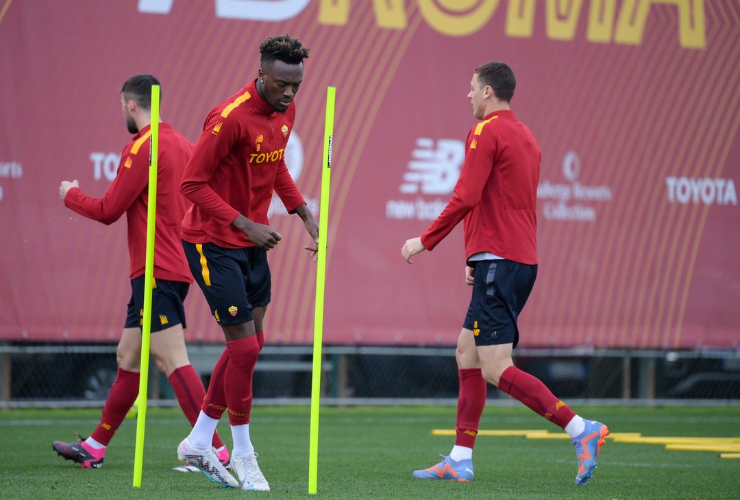 Roma, ultimo allenamento prima del match contro la Cremonese – FOTO GALLERY - immagine 45