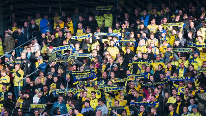 BRONDBY,DENMARK - MAY 8: Brondby supporters during the Danish Superliga match between
Brondby IF and FC Midtjylland at the Brondby Stadium on May 08, 2014 in Brondby,Denmark. (Photo by Sara Strandlund/EuroFootball/Getty Images) BRONDBY,DENMARK - MAY 8: Brondby supporters during the Danish Superliga match between
Brondby IF and FC Midtjylland at the Brondby Stadium on May 08, 2014 in Brondby,Denmark. (Photo by Sara Strandlund/EuroFootball/Getty Images)