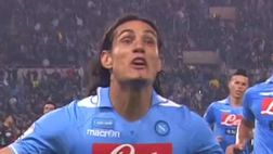 Cavani e lo show con la Juve al San Paolo: il Napoli celebra il gol del Matador