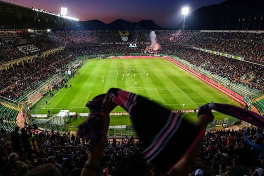 Foto FC Palermo Tifosi del Palermo allo stadio