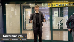 VIDEO – L’arrivo di Huijsen a Fiumicino: inizia la sua esperienza alla Roma