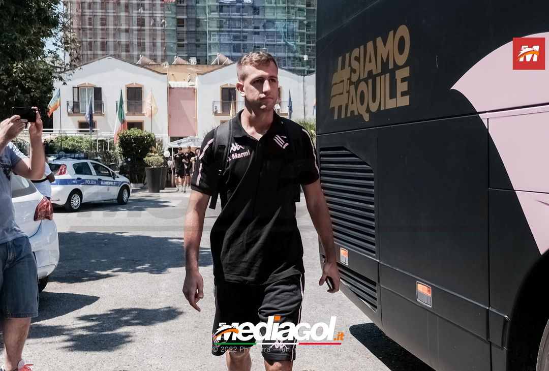 FOTO Torino-Palermo, rosanero in partenza dall’hotel (Gallery) - immagine 4