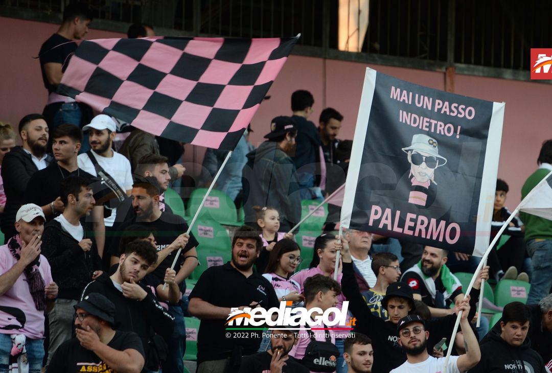 Fotogallery, i tifosi allo stadio per Palermo-Triestina 1-1 - immagine 52