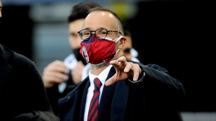 BOLOGNA, ITALY - APRIL 21: Joey Saputo President of Bologna FC looks on priro the beginning of the Serie A match between Bologna FC and Torino FC at Stadio Renato Dall'Ara on April 21, 2021 in Bologna, Italy. (Photo by Mario Carlini / Iguana Press/Getty Images) BOLOGNA, ITALY - APRIL 21: Joey Saputo President of Bologna FC looks on priro the beginning of the Serie A match between Bologna FC and Torino FC at Stadio Renato Dall'Ara on April 21, 2021 in Bologna, Italy. (Photo by Mario Carlini / Iguana Press/Getty Images)