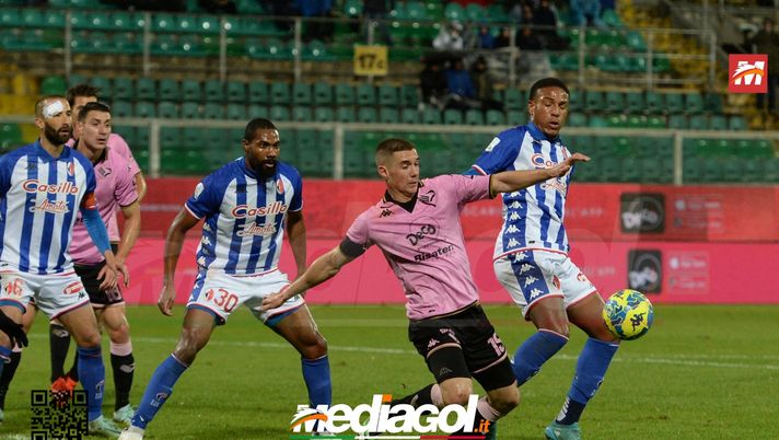 Bari, l’ex Del Grosso: “Palermo? Errore pagato caro, troppa frenesia. Cheddira…” Bari, l’ex Del Grosso: “Palermo? Errore pagato caro, troppa frenesia. Cheddira…” - immagine 1