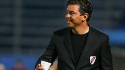 Gol sbagliato, bicchiere scagliato a terra: River Plate, la reazione virale di Marcelo Gallardo