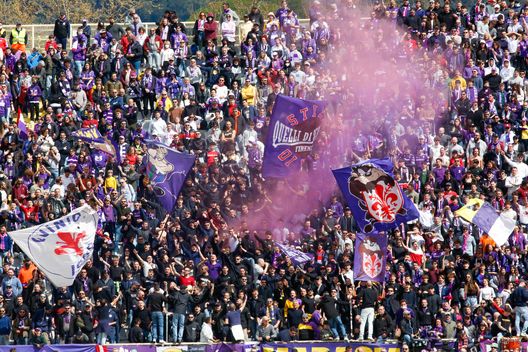 GERMOGLI PH: 3 APRILE 2022 FIRENZE STADIO ARTEMIO FRANCHI SERIE A FIORENTINA VS EMPOLI NELLA FOTO TIFOSI CURVA FIESOLE GERMOGLI PH: 3 APRILE 2022 FIRENZE STADIO ARTEMIO FRANCHI SERIE A FIORENTINA VS EMPOLI NELLA FOTO TIFOSI CURVA FIESOLE