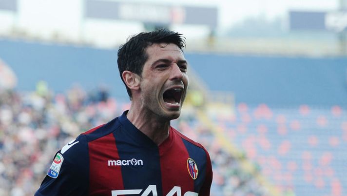 BOLOGNA, ITALY - MARCH 19: Blerim Dzemaili # 31 of Bologna FC celebrates after scoring his team's second goal during the Serie A match between Bologna FC and AC ChievoVerona at Stadio Renato Dall'Ara on March 19, 2017 in Bologna, Italy. (Photo by Mario Carlini / Iguana Press/Getty Images) Dzemaili salterà l’Udinese: rischia di giocare ancora soltanto una partita - immagine 1
