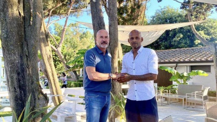 El Pollo Olivera, l’uruguagio campione con Capello: allenerà l’Aprilia in Serie D El Pollo Olivera, l’uruguagio campione con Capello: allenerà l’Aprilia in Serie D - immagine 1