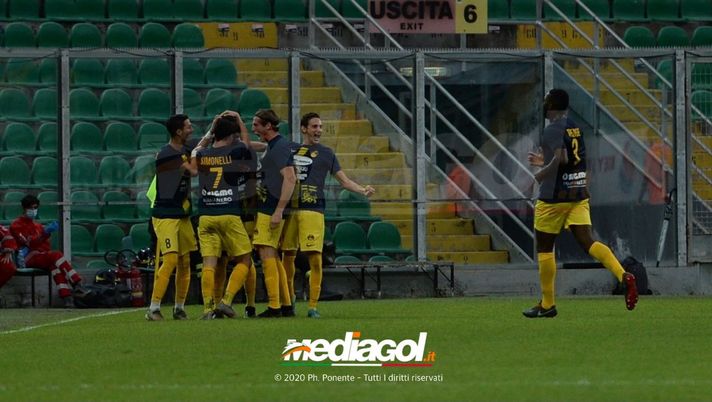 Monterosi-Palermo, occhio a Mbende: un anno fa segnò contro i rosanero Monterosi-Palermo, occhio a Mbende: un anno fa segnò contro i rosanero