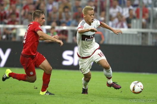 Honda in azione, fonte foto acmilan.com Honda in azione, fonte foto acmilan.com