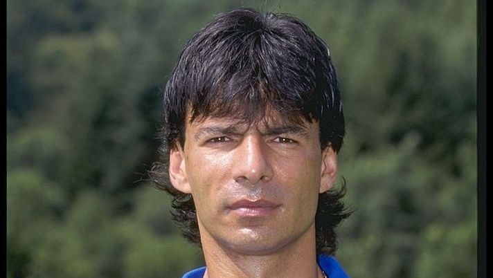 Aug 1996: A portrait of Sandro Tovalieri of Reggiana taken during the club photocall. Mandatory Credit: Allsport UK Aug 1996: A portrait of Sandro Tovalieri of Reggiana taken during the club photocall. Mandatory Credit: Allsport UK