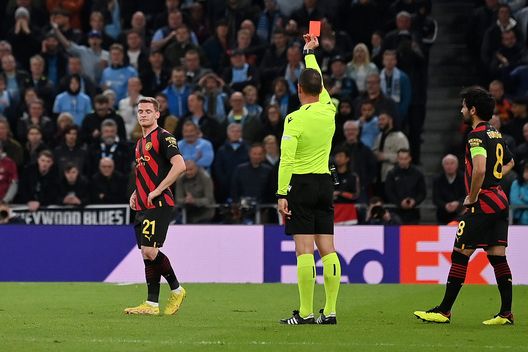 UFFICIALE Eintracht-Napoli affidata al fischietto del portoghese Artur Dias- immagine 2