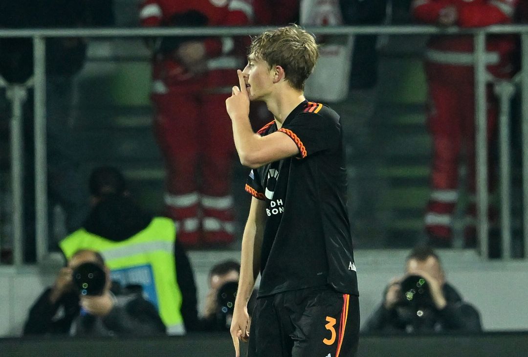 Frosinone-Roma 0-3 – FOTO GALLERY - immagine 59