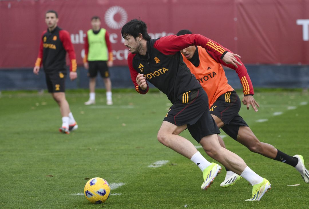 Il ritorno a Trigoria dopo il Feyenoord: scarico per chi ha giocato – FOTOGALLERY - immagine 30