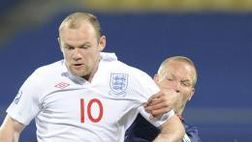 L’allenatore del Tottenham: “Magari Rooney lo prendiamo noi…”