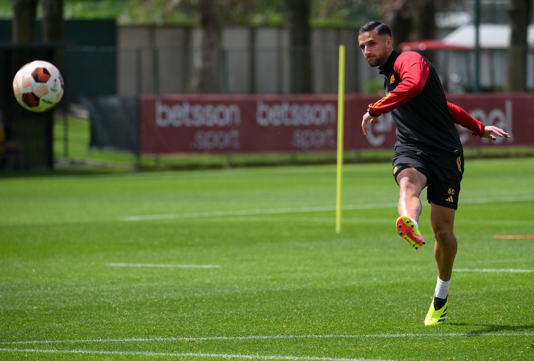 Roma, l’allenamento a Trigoria alla viglia del Milan: c’è Mancini – FOTOGALLERY - immagine 24