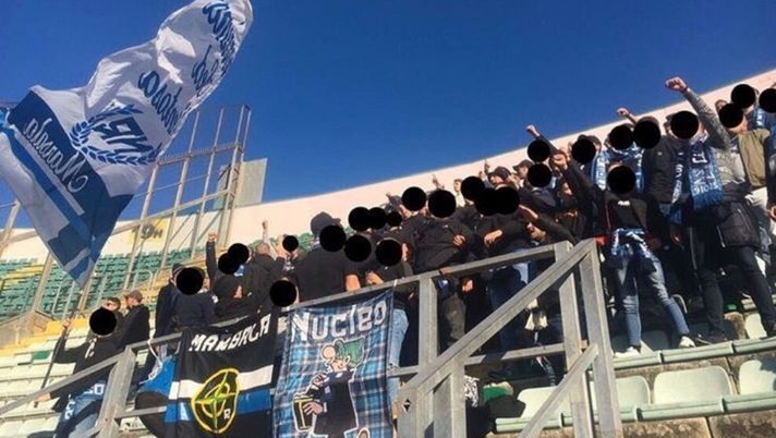 Giocatori del Marsala abbandonati a loro stessi: al loro fianco solo i tifosi 