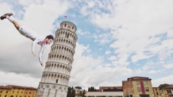 VIDEO Milan, da ‘Superman levati’ a ‘Aldo nella sabbia’: il super tuffo di Calabria fa impazzire il web