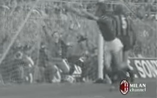 19 novembre 1972: l'esultanza di Pierino Prati 19 novembre 1972: l'esultanza di Pierino Prati