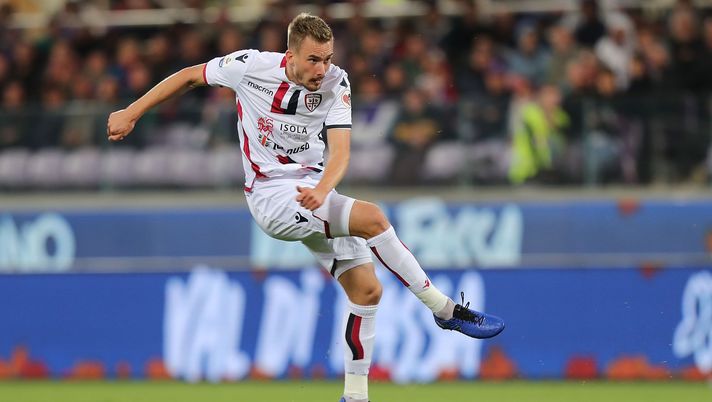 FLORENCE, ITALY - OCTOBER 21: Filip Bradaric of Cagliari in action during the Serie A match between ACF Fiorentina and Cagliari at Stadio Artemio Franchi on October 21, 2018 in Florence, Italy.  (Photo by Gabriele Maltinti/Getty Images) 