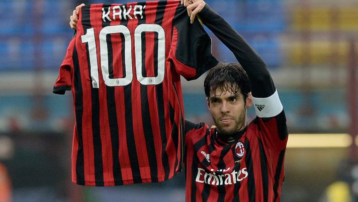 Ricardo Kaká nel giorno della celebrazione dei suoi 100 gol con il Milan (credits: GETTY Images) 