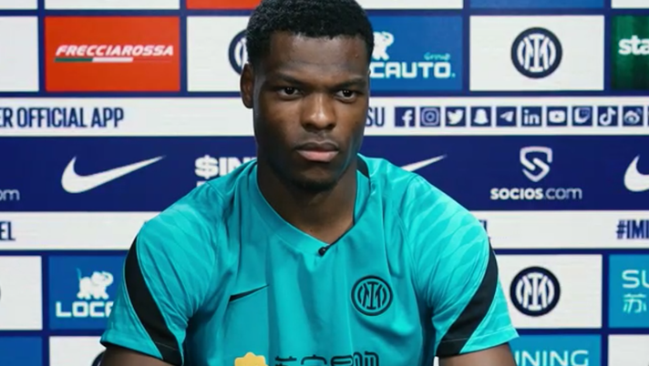 Dumfries: “De Vrij fondamentale per il mio arrivo. Hakimi? Farò il meglio per l’Inter” 