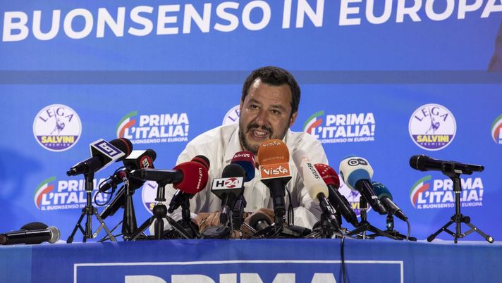 Salvini, replica a Ghali: “Non lo conoscevo. Mi ha urlato assassino e fascista” - immagine 1