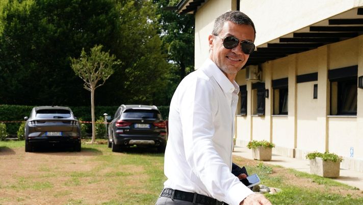 Paolo Maldini (direttore tecnico AC Milan), responsabile delle operazioni di calciomercato dei rossoneri, a Milanello | Milan News (Getty Images) Paolo Maldini AC Milan Calciomercato AC Milan Milanello