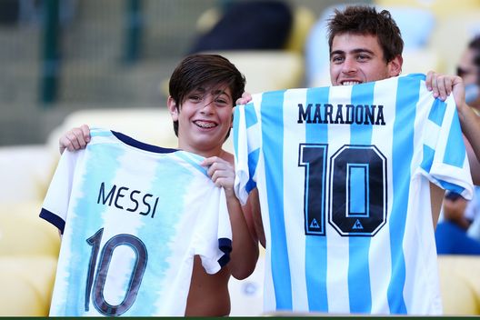 Ricchiuti: “Non esistono Messi e Ronaldo, per me esiste solo Maradona!”- immagine 2